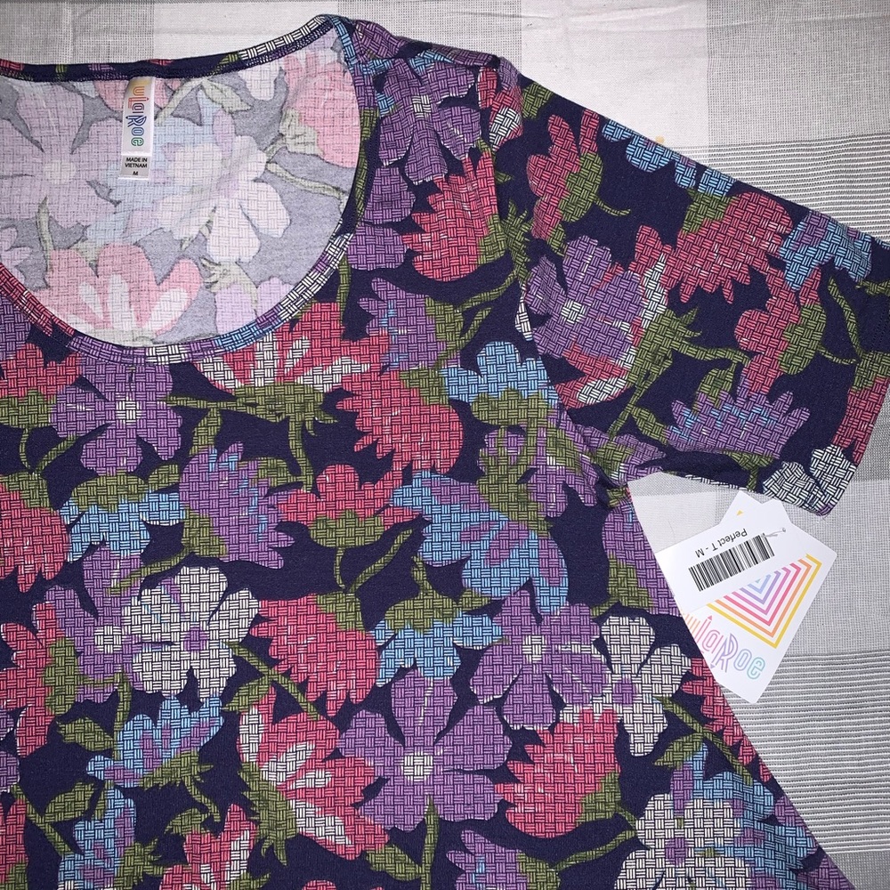 Lularoe Perfect T M BNWT